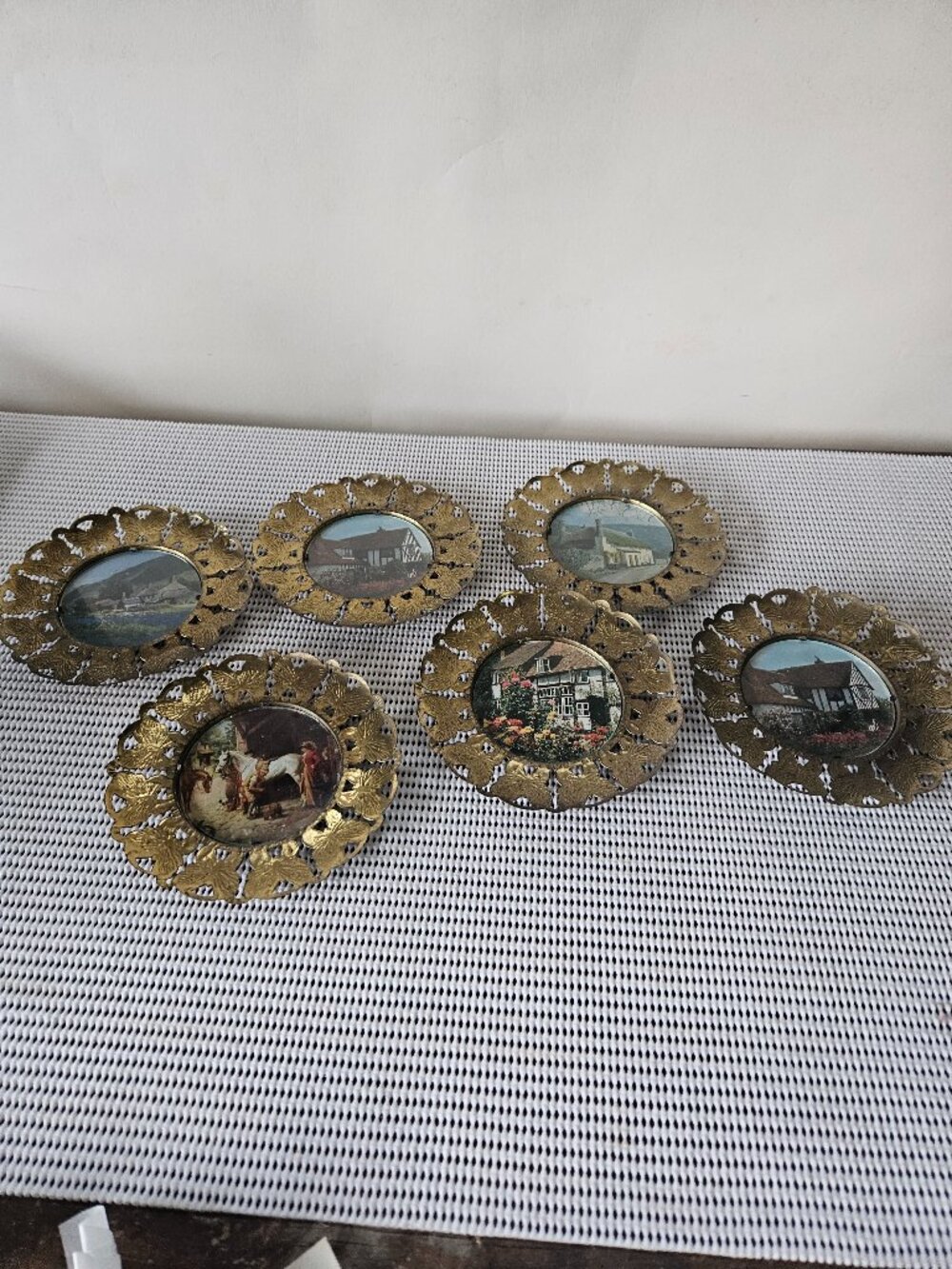 Six Vintage brass butterfly picture frame   G10